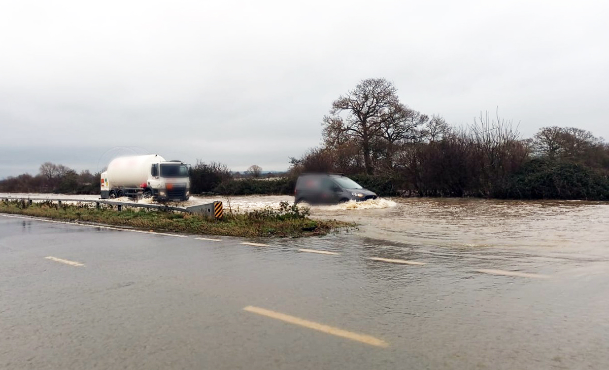 Somerset Roads Remain Closed - Including A303 - As Rain Set To Return ...