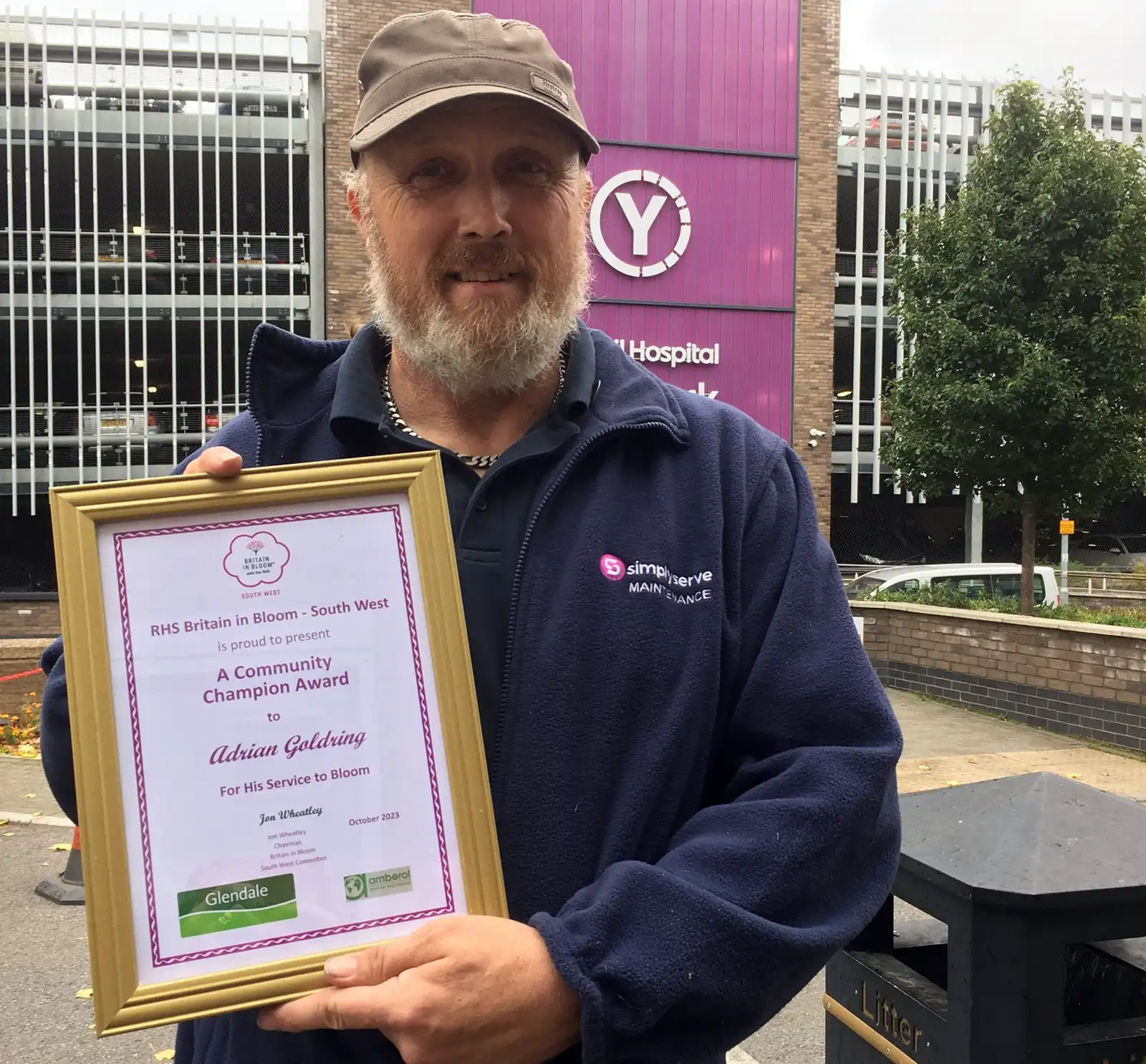 Gardener Adrian Goldring with the award