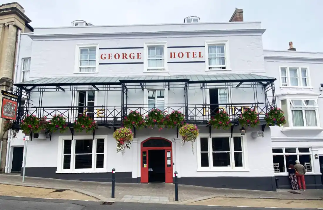 How the front of the George Hotel in Frome could look is plans are approved. Picture: Simple Simon Design/Somerset Council