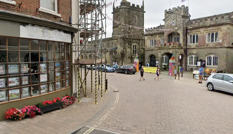 Shaftesbury is a finalist in the 2024 Britain in Bloom competition