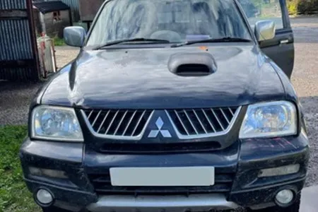 Police are appealing for anyone who sees the vehicle pictured to get in contact Picture Dorset Police