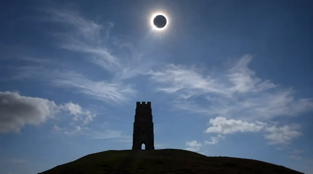 A solar eclipse will be visible from Somerset on Wednesday evening. Picture: AI generated/Leveller
