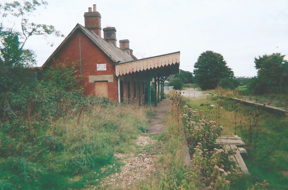 Nigel Moody visited the station during 1999 and 2001, and captured these images of its dereliction; in the 1990s a group of volunteers got together to begin renovations of the station, both courtesy North Dorset Railway Archives