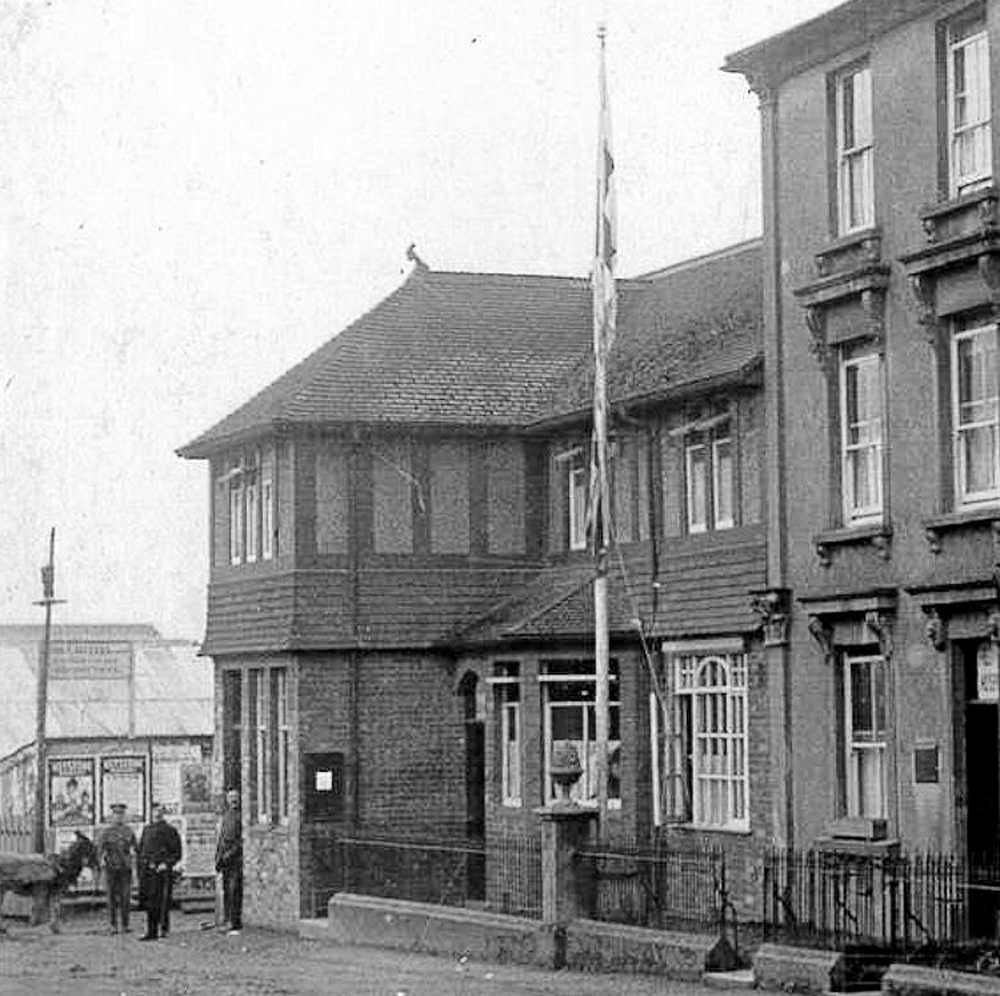 Miss Dunn’s High School for Girls was one of two buildings in Gillingham requisitioned to provide hospital service (all photos used courtesy of Gillingham Local History Society)